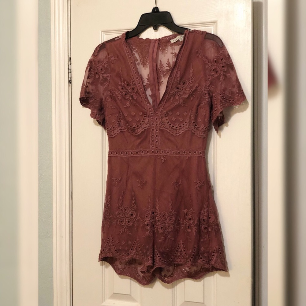 desert dreamer lace romper lavender